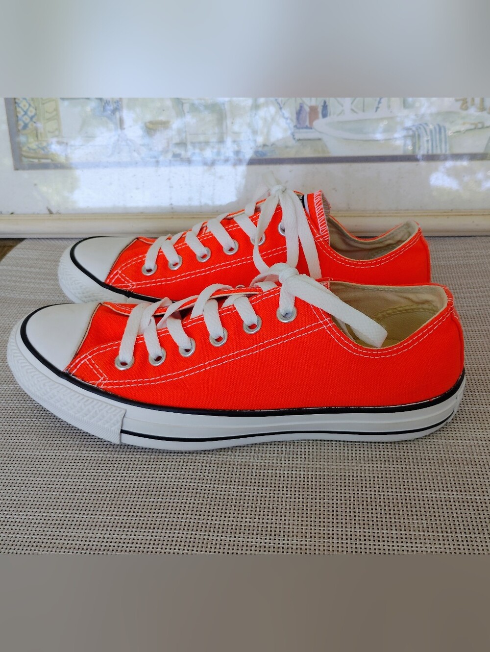 Unisex Converse "Chuck Taylor All-Star OX" "Fiery Coral" Casual Sneakers. M6/W8